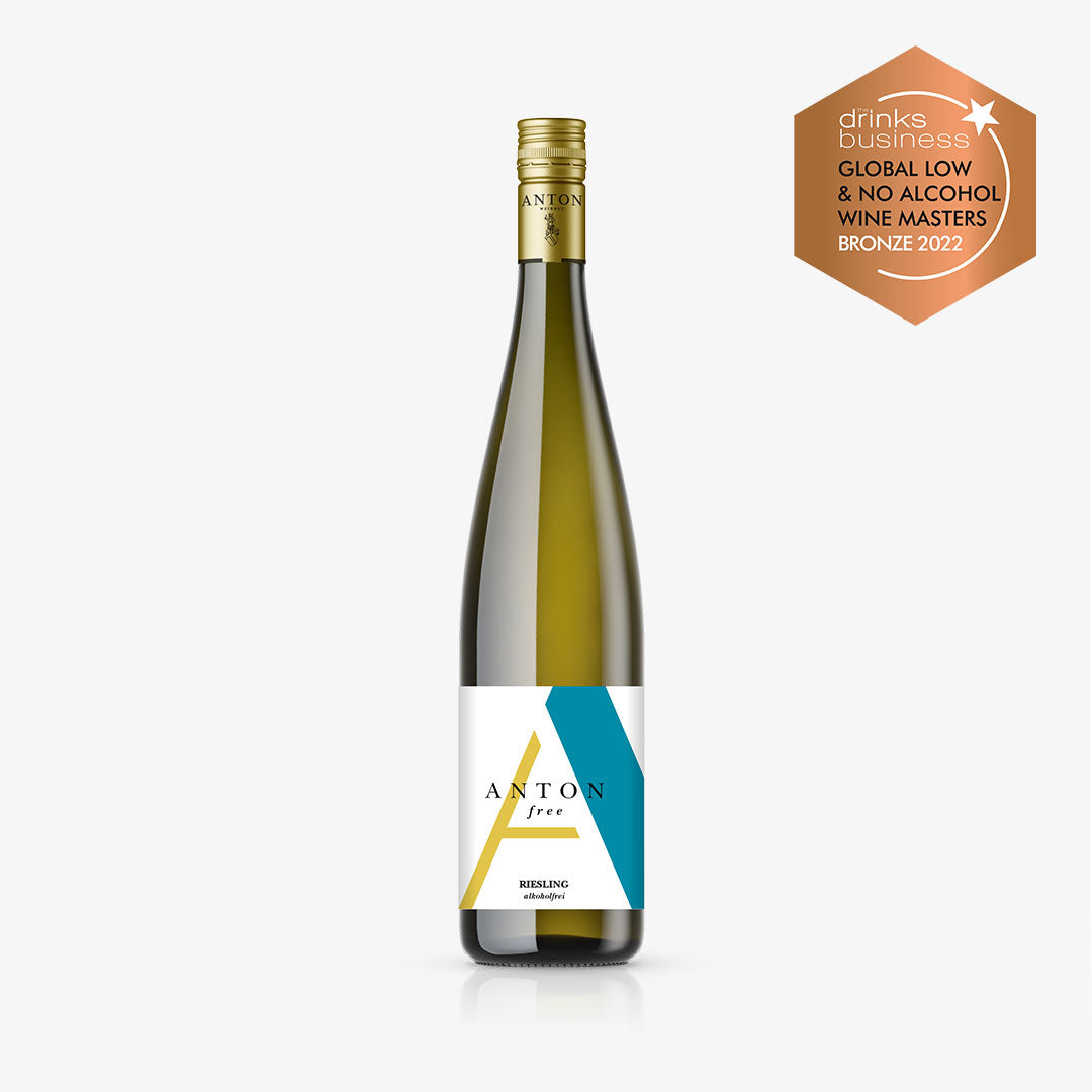 RIESLING FREE: Fruchtig mit leichter Säure vom Winzer Anton.